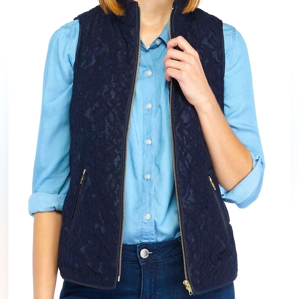 NWT crown & ivy navy zip-up vest XS